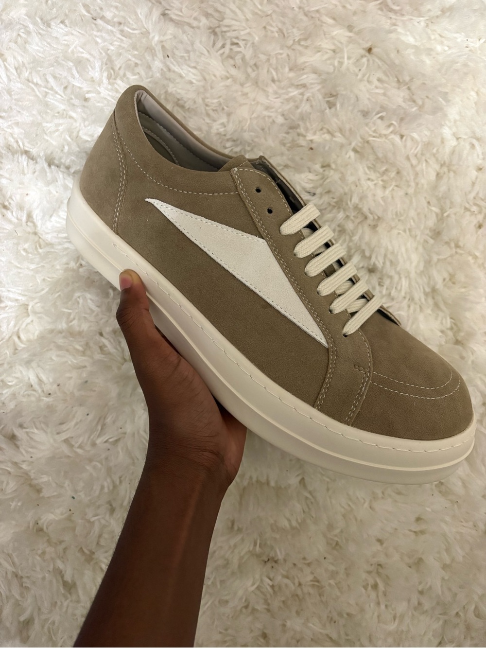 Rick Owens Suede Low-Top Sneaker - Taupe & White